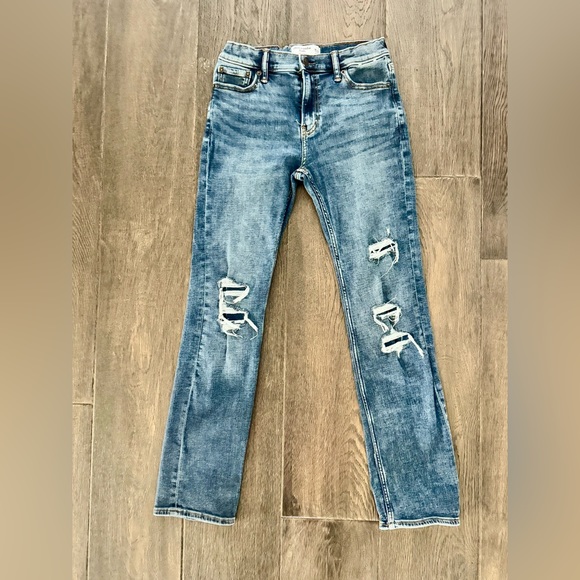 abercrombie kids Other - Abercrombie Kids Distressed Straight Leg Jeans - size 15/16
